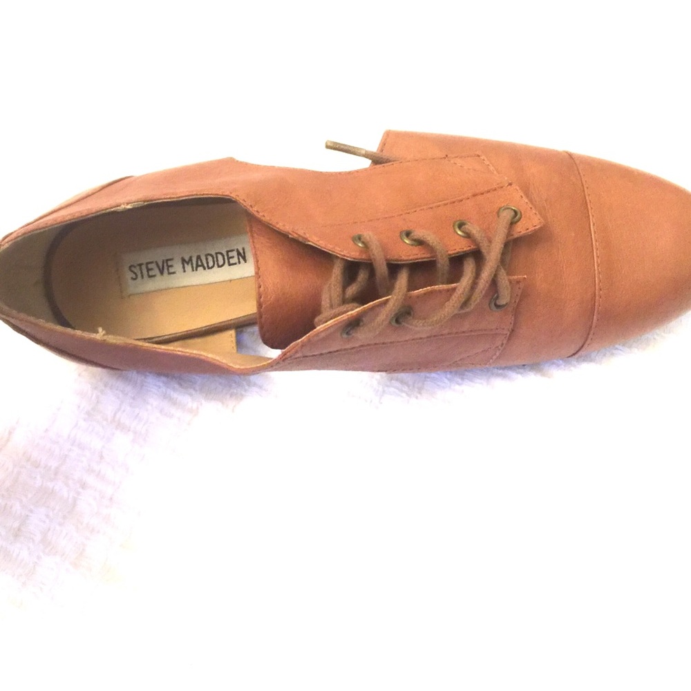 Steve Madden Women’s Brian Flat Shoes Size 8B Tan - Picture 4 of 8